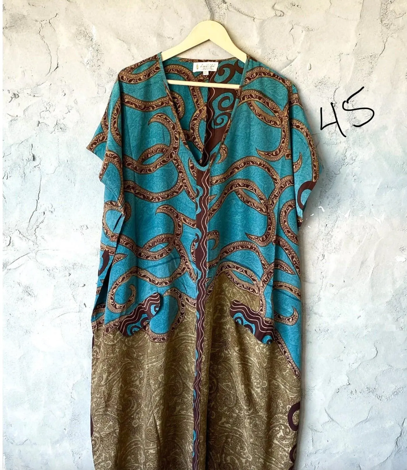 Butterfly Midi Muu #45 by Kantha Bae