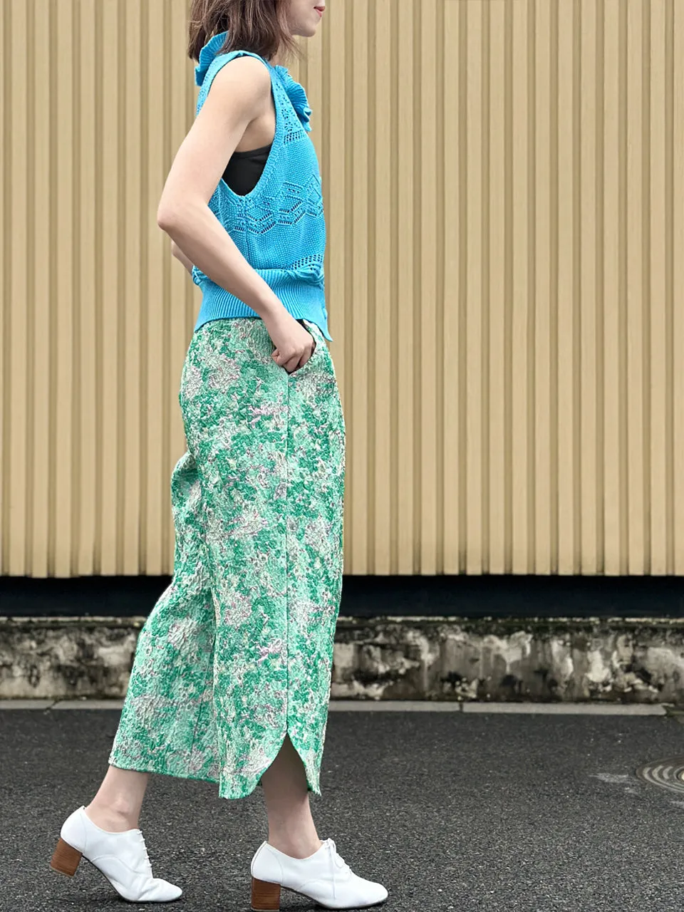 Surprise Sale! Dusty Blue Ruffle Collar Pattern-stitched Button Front Vest
