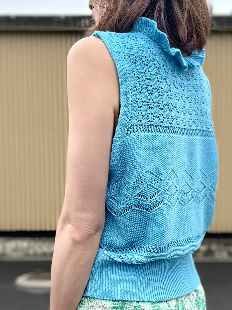 Surprise Sale! Dusty Blue Ruffle Collar Pattern-stitched Button Front Vest